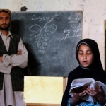 طالبان به مراکز آموزشی: صنف‌های دختران و پسران جدا شود؛ بررسی چالش‌های تجزیه صنوف - مجله‌ی اورال